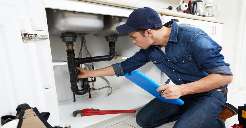 Take Comprehensive Plumbing Services From Experienced Plumbers