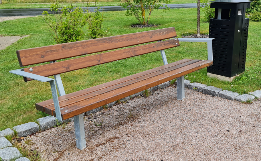 outdoor bench