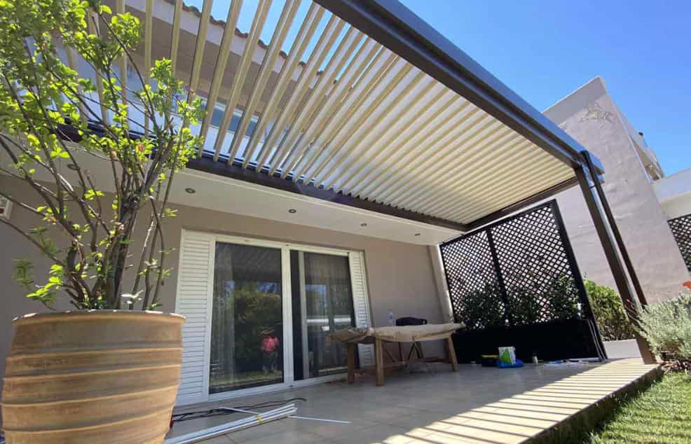 The Many Benefits Of Installing A Bioclimatic Pergola